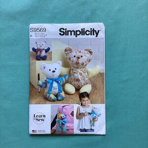 Simplicity S9569 Learn to Sew Plush Memory Bears Sewing Pattern